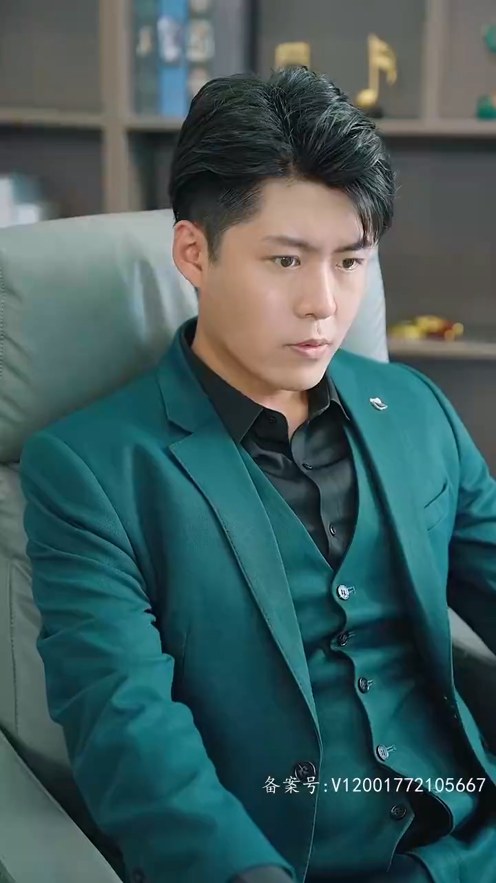 离婚后，白富美_*总%裁后悔了